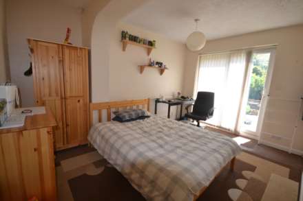 Hawthorn Gardens, Reading, Berkshire, RG2 7NA, Image 6