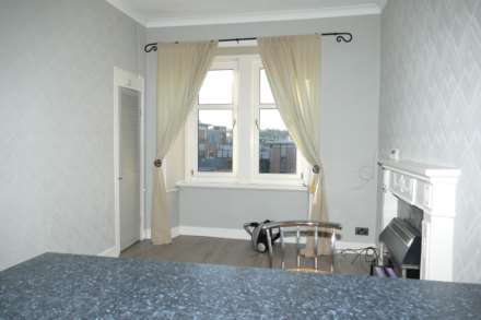 new street Paisley, Image 3