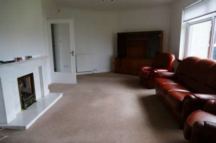 Kennedy Court, Giffnock, Image 3