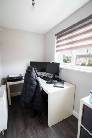 Harelaw Avenue, Neilston, Image 14