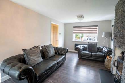 Harelaw Avenue, Neilston, Image 5