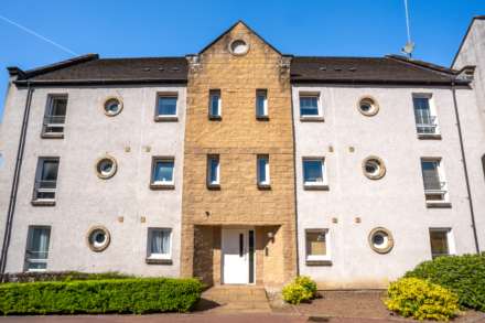 Gilbert Sheddon Court, Stewarton