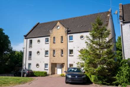 Gilbert Sheddon Court, Stewarton, Image 2