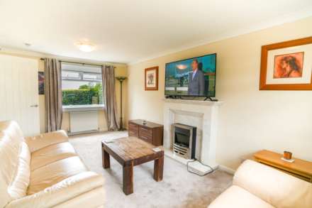 Crusader Crescent, Stewarton, Image 4