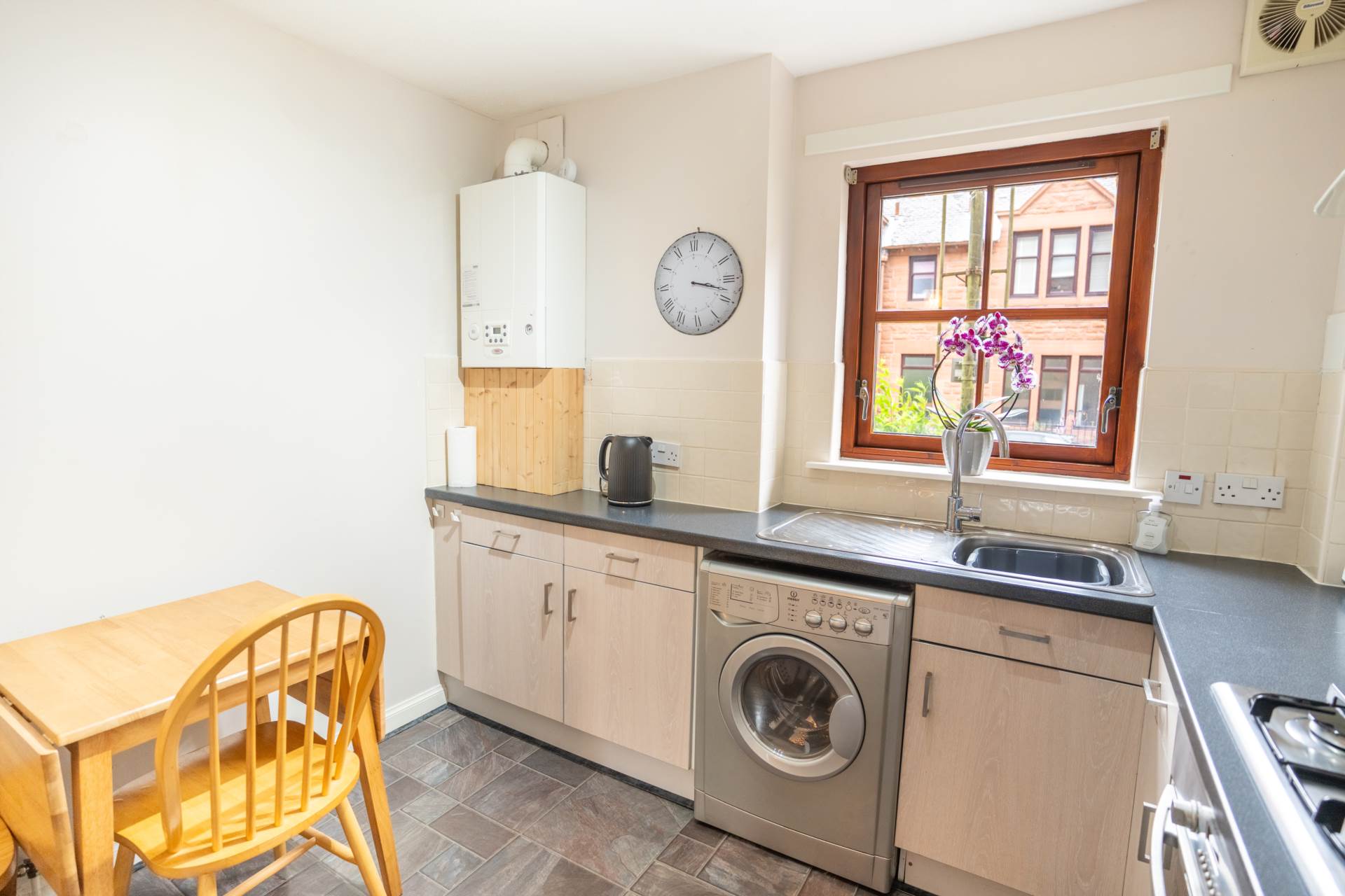 Centenary Court, Barrhead, Image 9