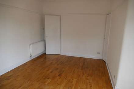 Dumbarton Road, Glasgow, Image 7