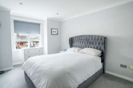 London Gate, Kilmarnock, Image 11