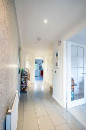 Hayfield Drive, Stewarton, Image 8