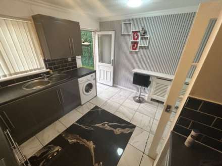 Preston Place, Glasgow, Image 3