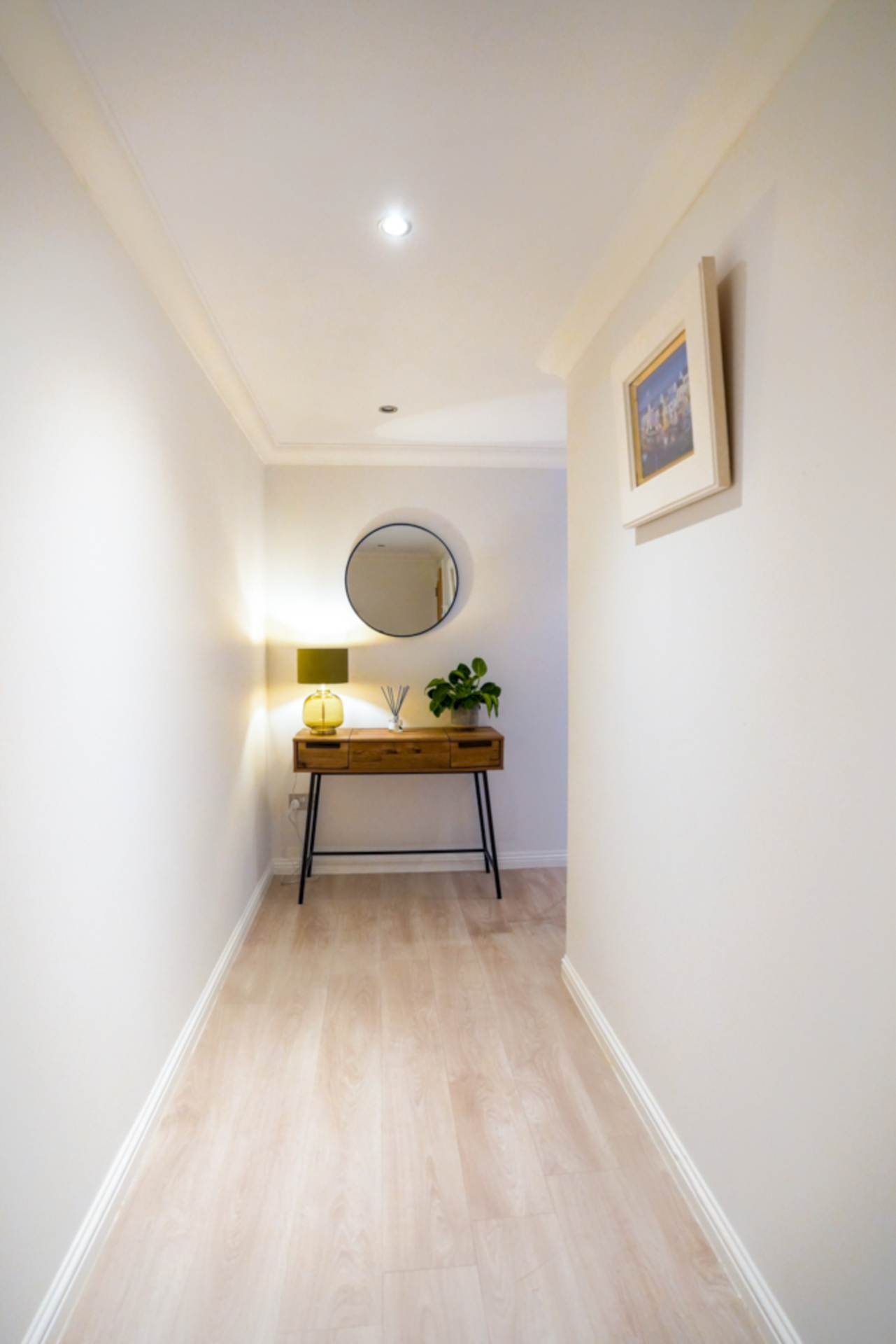 London gate, Kilmarnock, Image 12