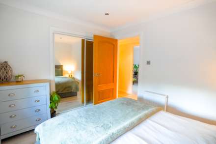 London gate, Kilmarnock, Image 11