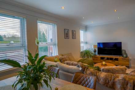 London gate, Kilmarnock, Image 3