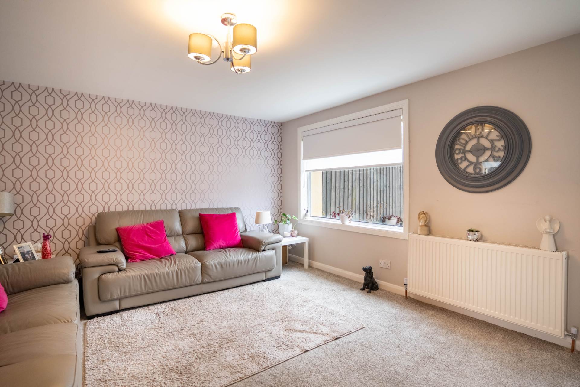 Cutsburn Place, Stewarton, Image 4