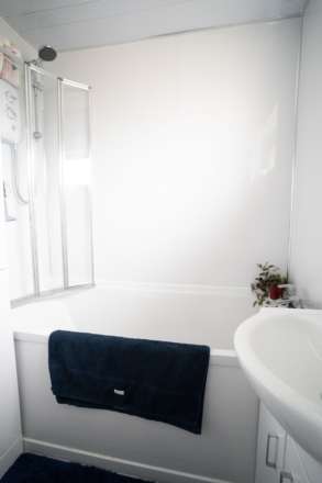 Cutsburn Place, Stewarton, Image 18