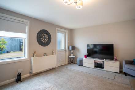 Cutsburn Place, Stewarton, Image 3