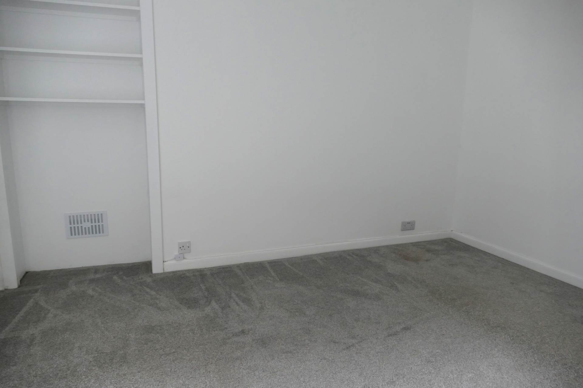 Dunlop Street, Stewarton, Image 9