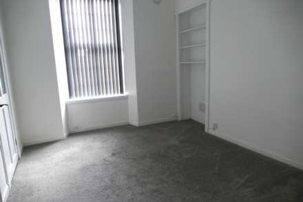 Dunlop Street, Stewarton, Image 4