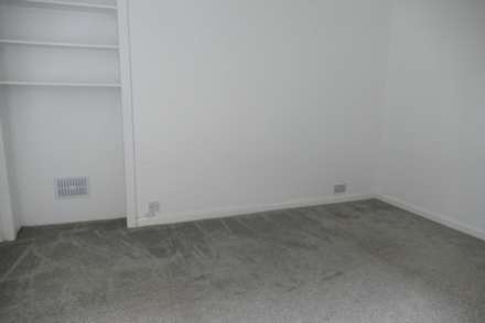 Dunlop Street, Stewarton, Image 9