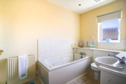 Lochrig Court, Stewarton, Image 19