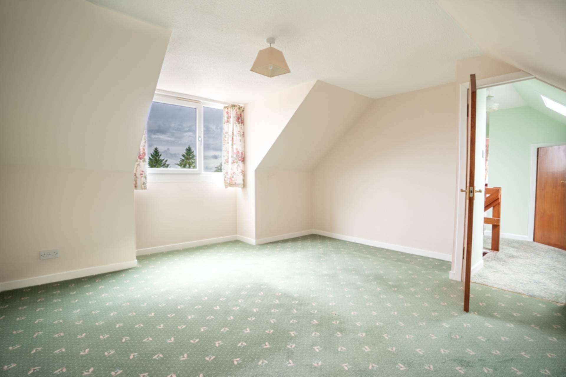 Arran  View, Stewarton, Image 15