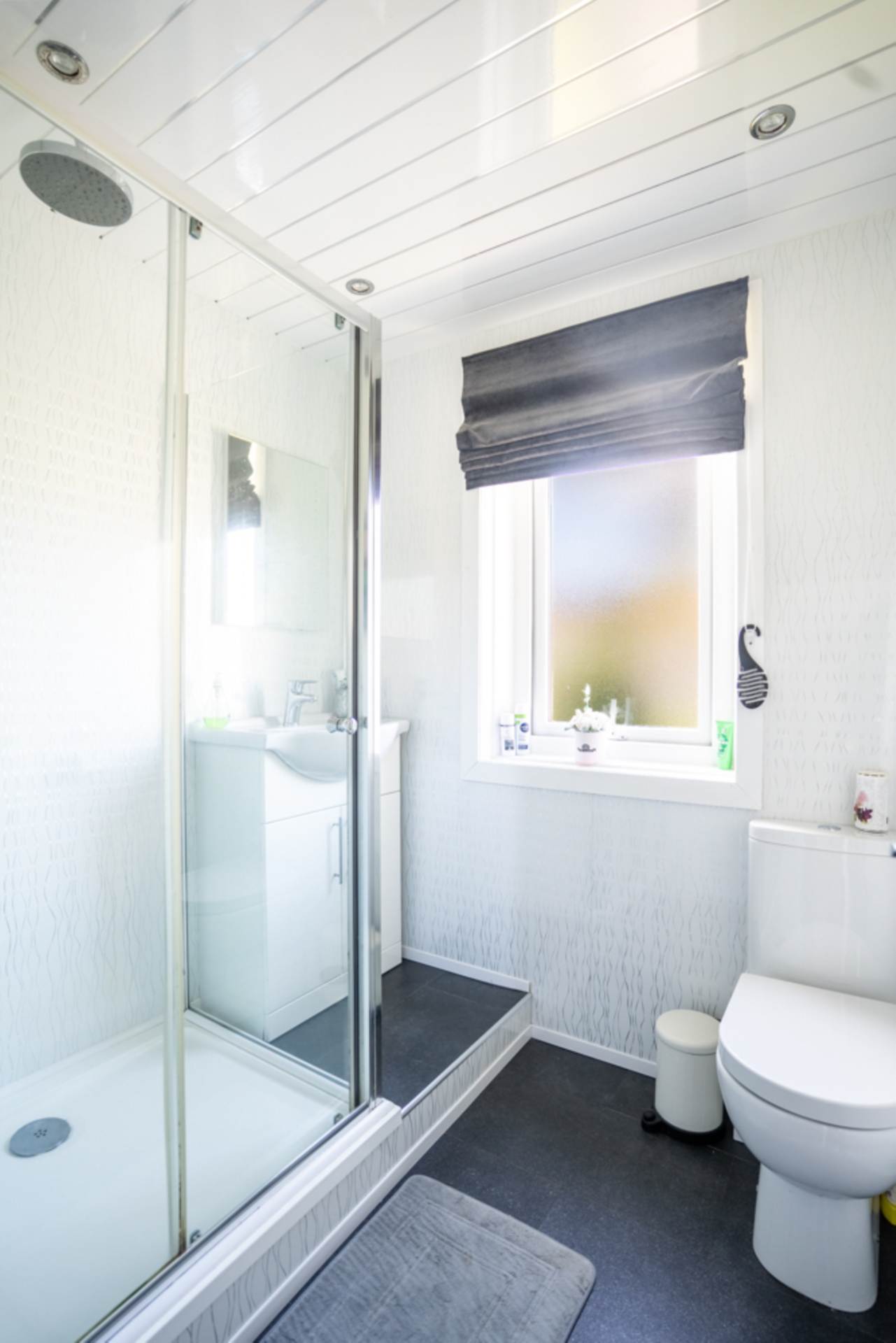 Ravenscraig Road, Stewarton, Image 12