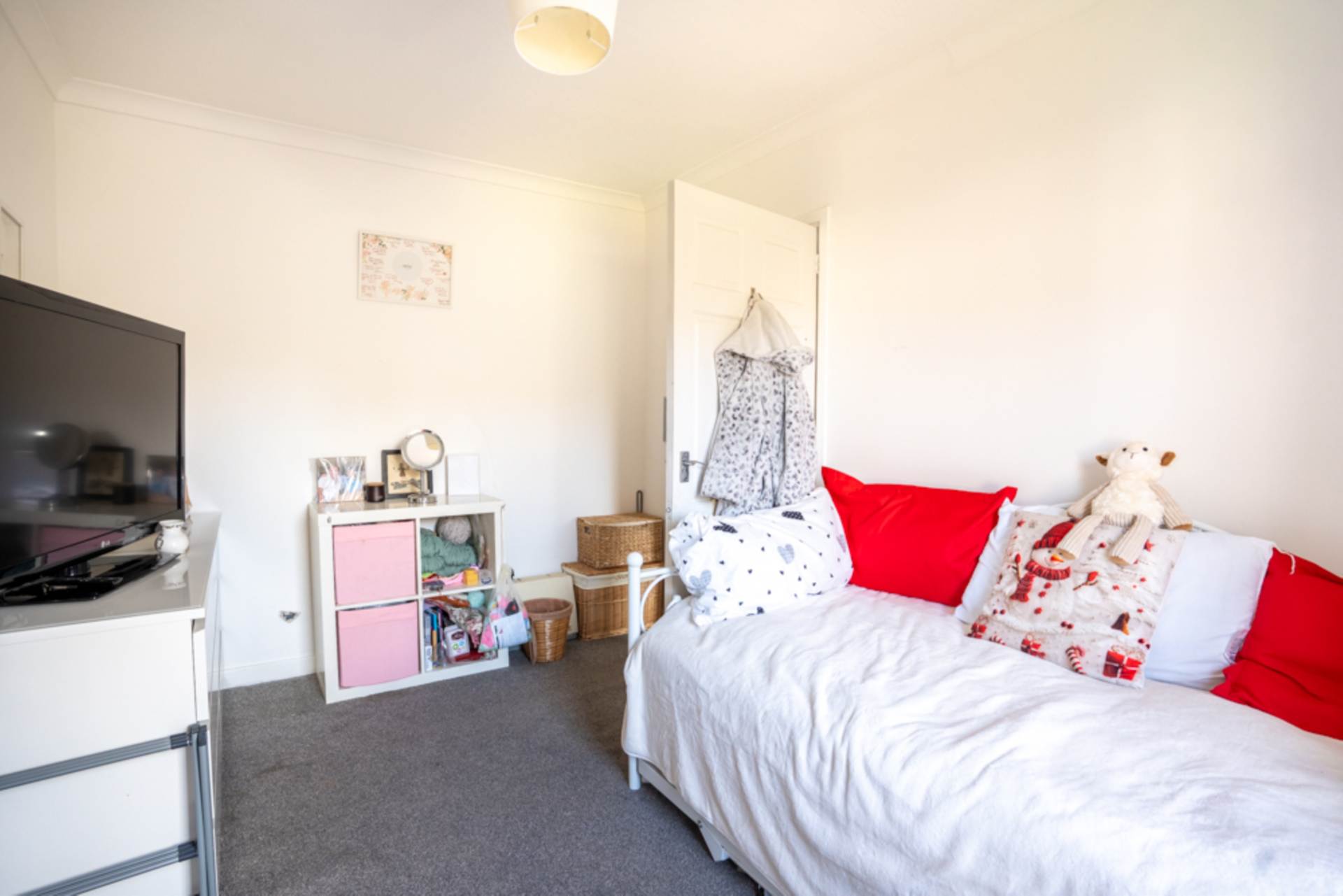 Ravenscraig Road, Stewarton, Image 14