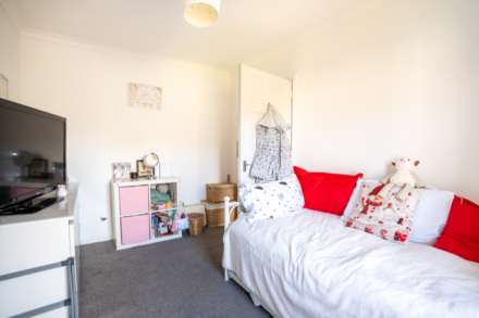 Ravenscraig Road, Stewarton, Image 14