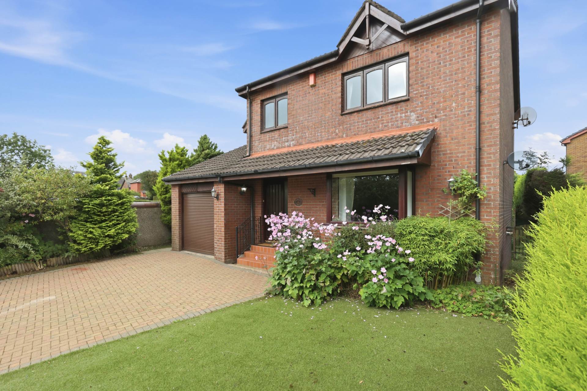 Dunlop Street, Stewarton, Image 2