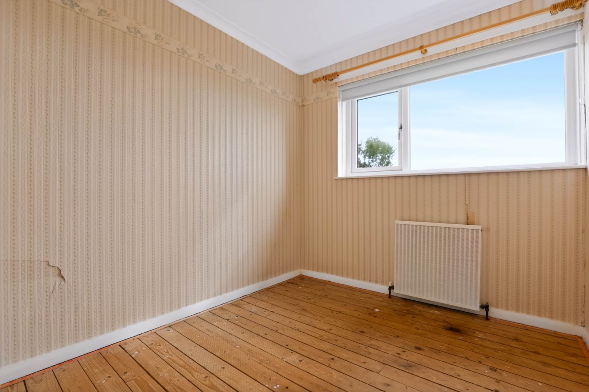 Lloyd Walk, Stewarton, Image 12