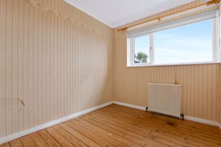 Lloyd Walk, Stewarton, Image 12