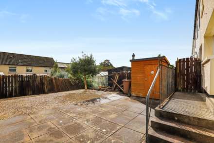 Lloyd Walk, Stewarton, Image 20