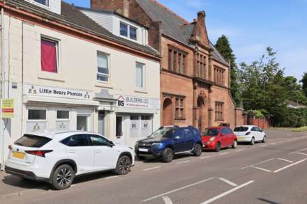 Main Street, Neilston, G78, Image 26