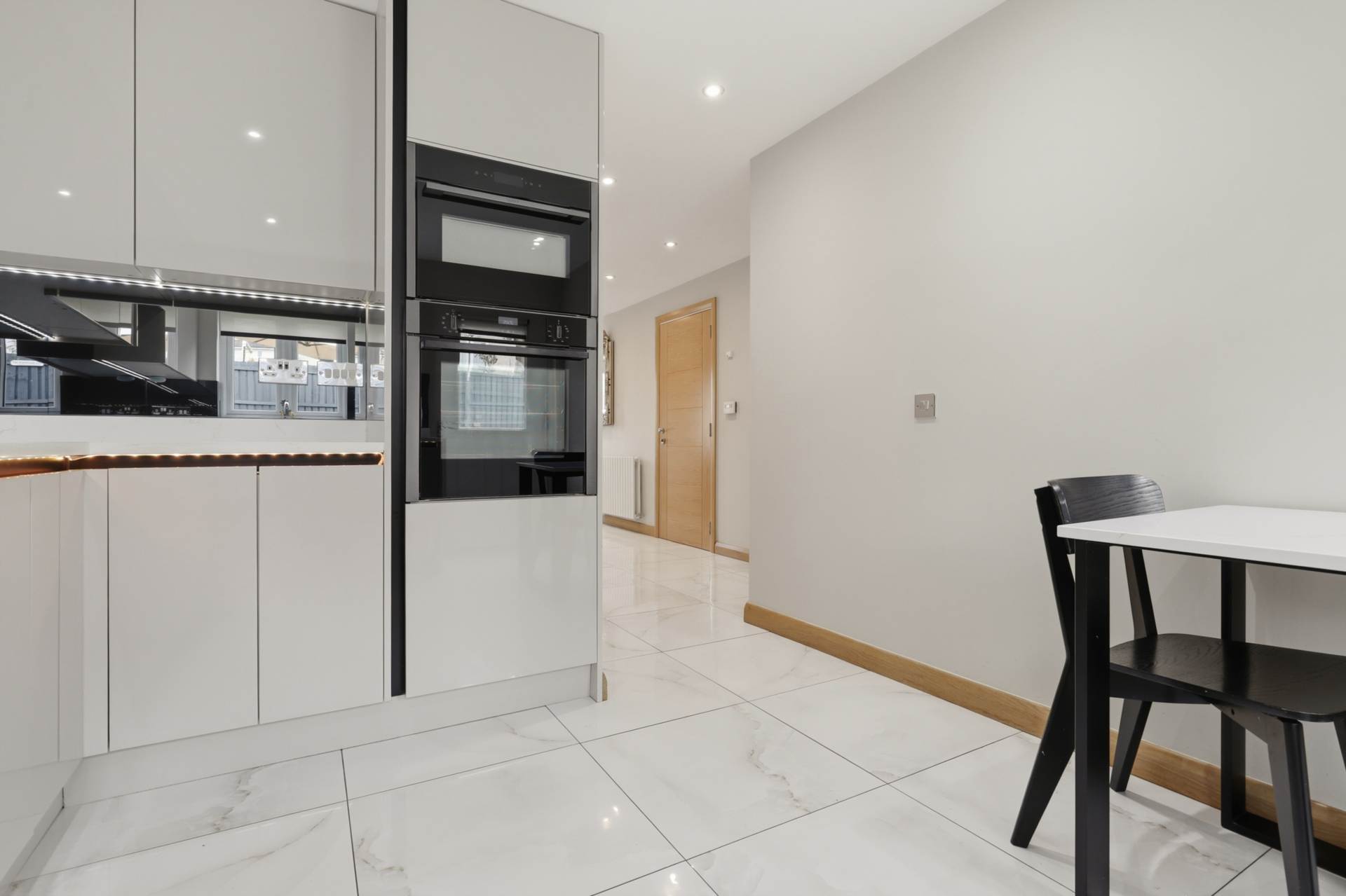 Walnut Grove, Stewarton, Image 7