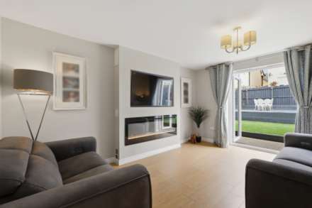 Walnut Grove, Stewarton, Image 4
