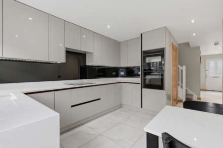 Walnut Grove, Stewarton, Image 5