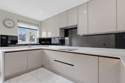 Walnut Grove, Stewarton, Image 6