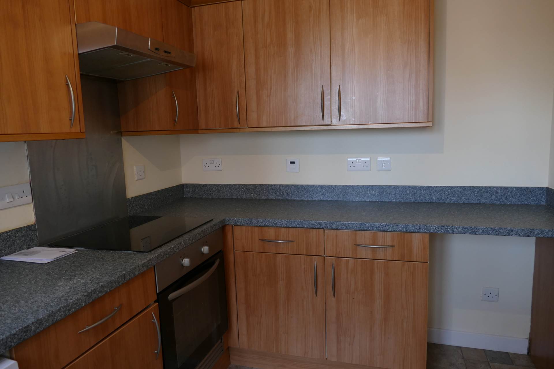 Lloyd Court, Glasgow, Image 10