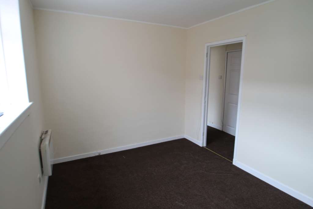 Mossvale Walk, Glasgow, Image 5