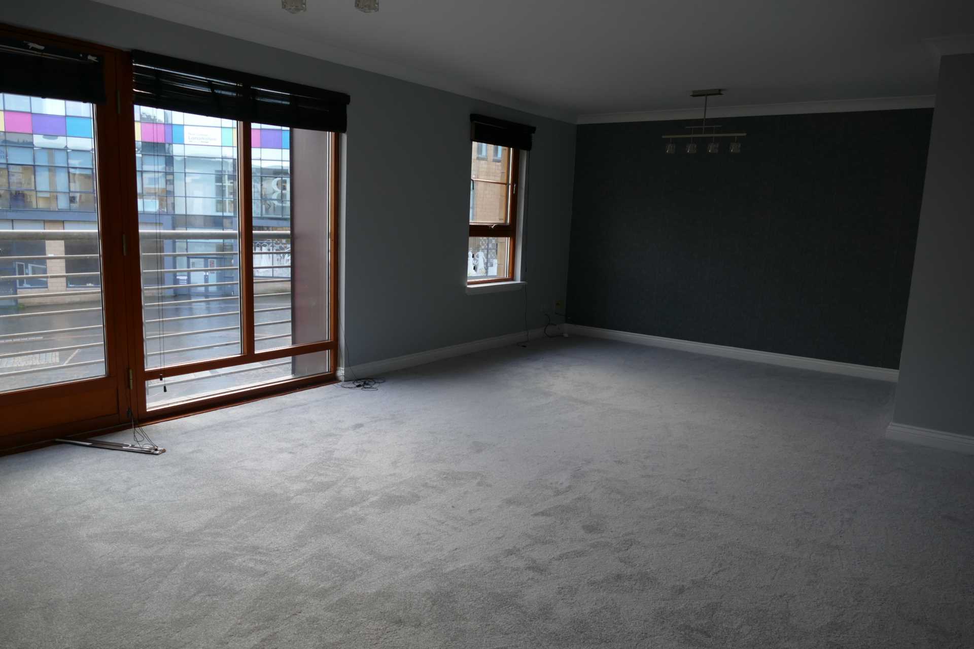 Castle Street, Hamilton, Image 2