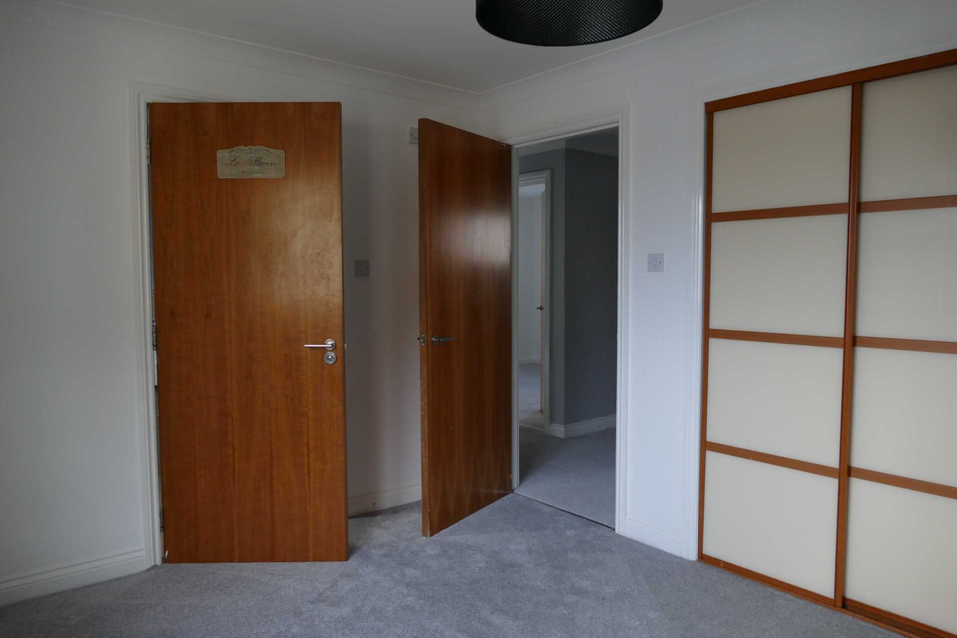 Castle Street, Hamilton, Image 8