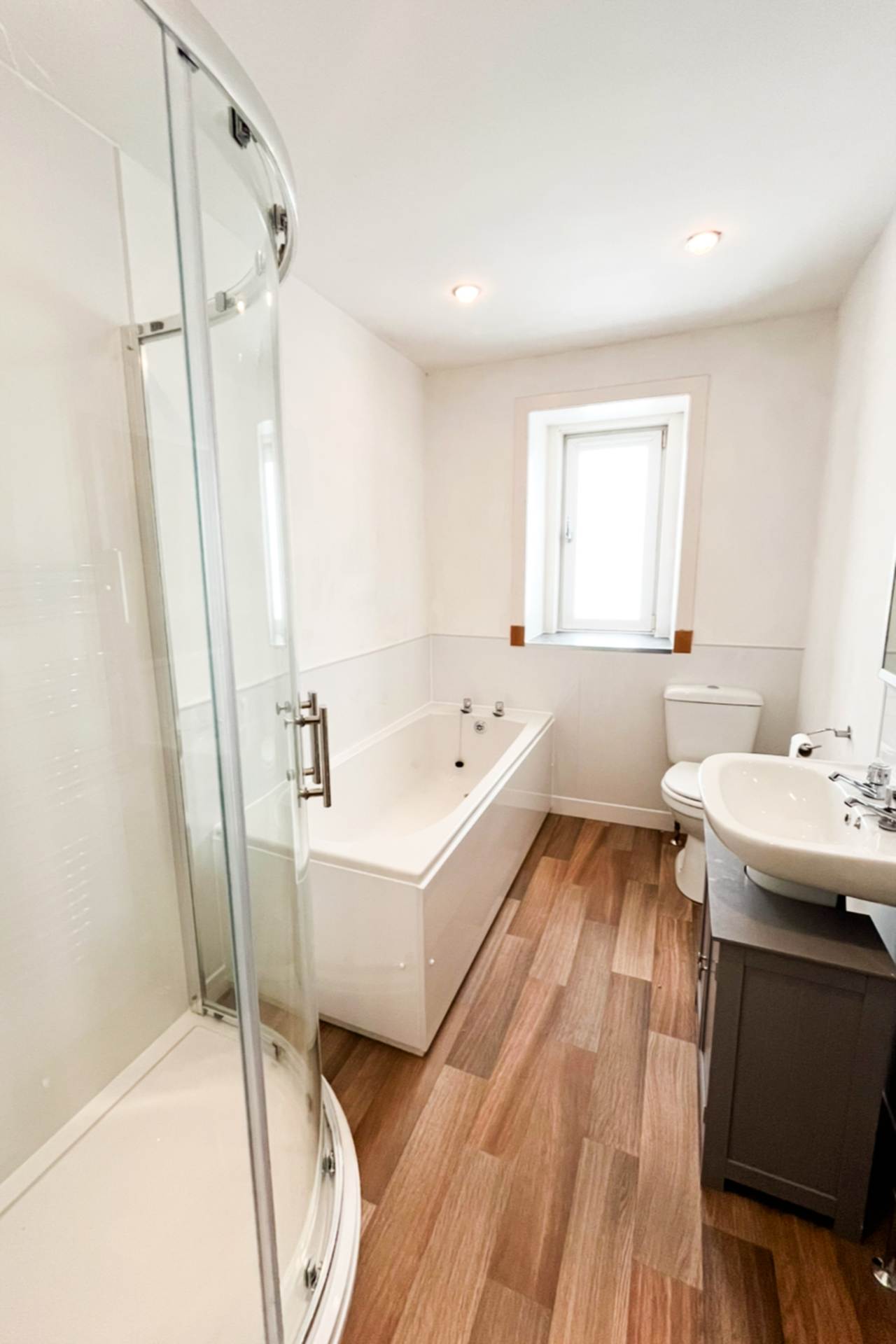 Springwell Place, Stewarton, Image 11