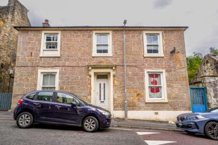 Springwell Place, Stewarton