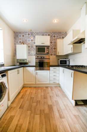 Springwell Place, Stewarton, Image 4