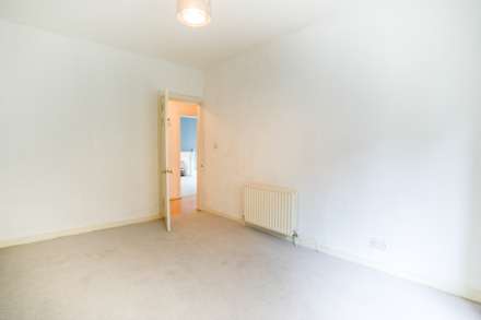 Springwell Place, Stewarton, Image 6