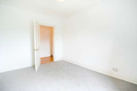 Springwell Place, Stewarton, Image 8