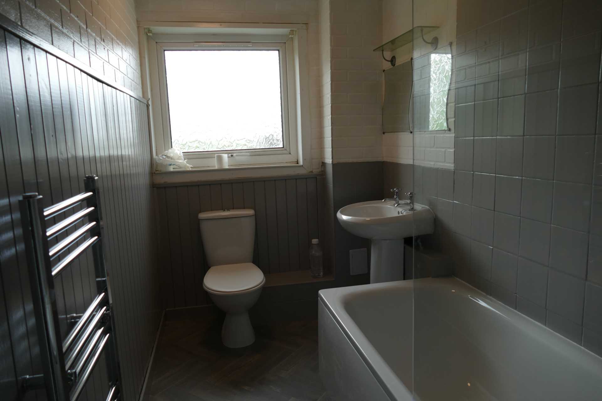 Lloyd Walk, Stewarton, Image 6