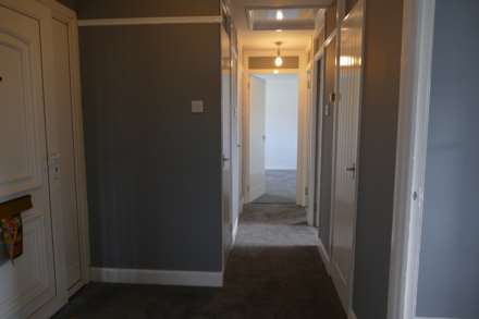 Lloyd Walk, Stewarton, Image 5