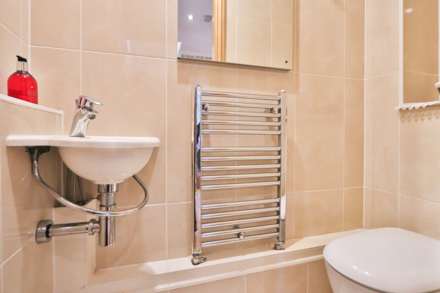 Parklands Way, Worcester Park, Image 12
