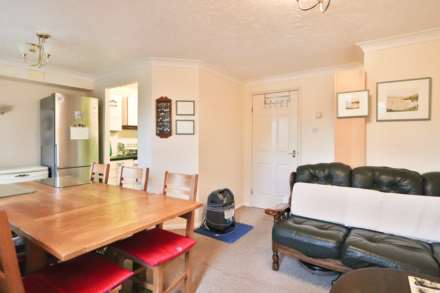 Jemmet Close, Kingston Upon Thames, Image 3