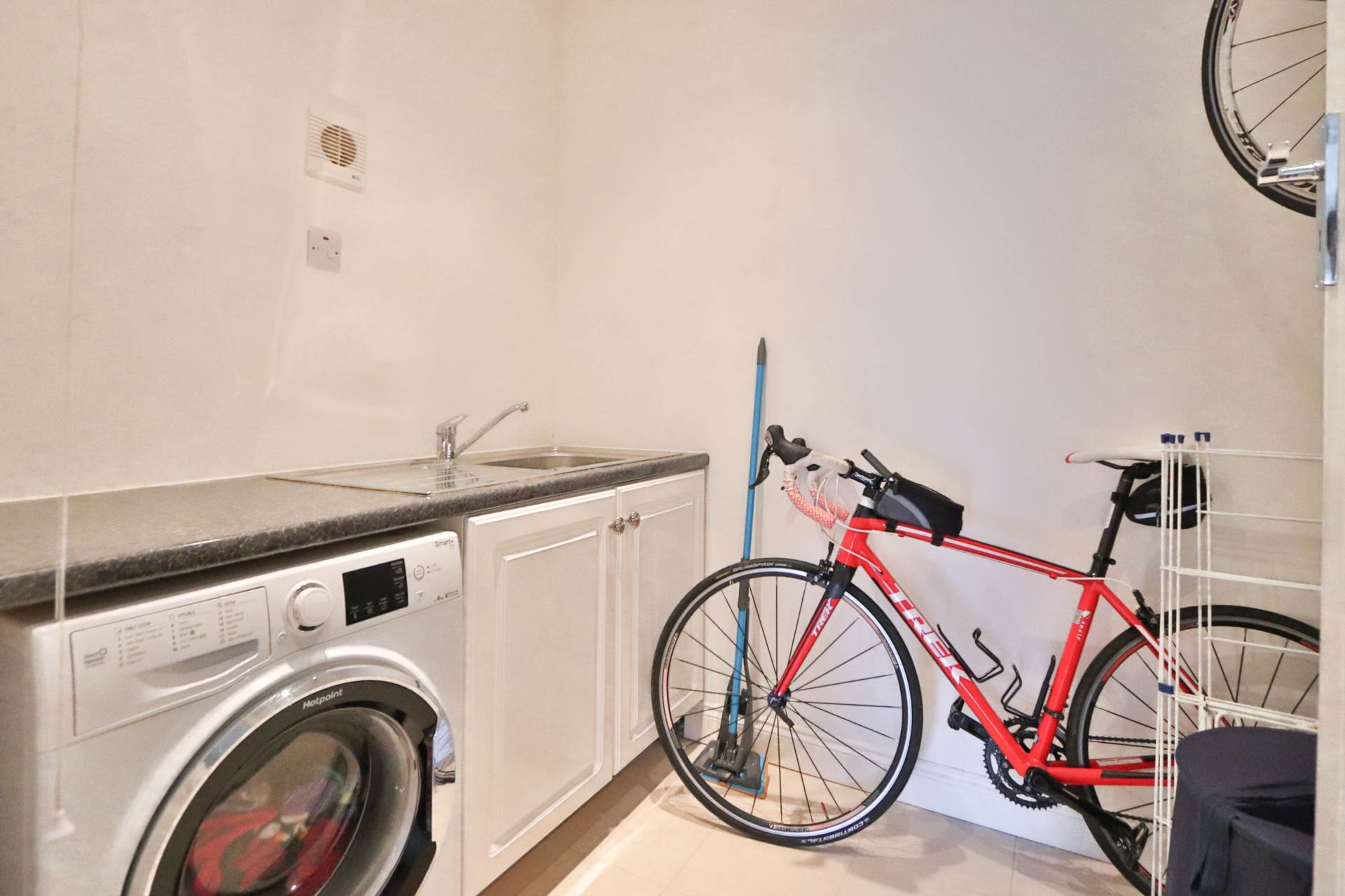 Belmont Avenue, New Malden, Image 14